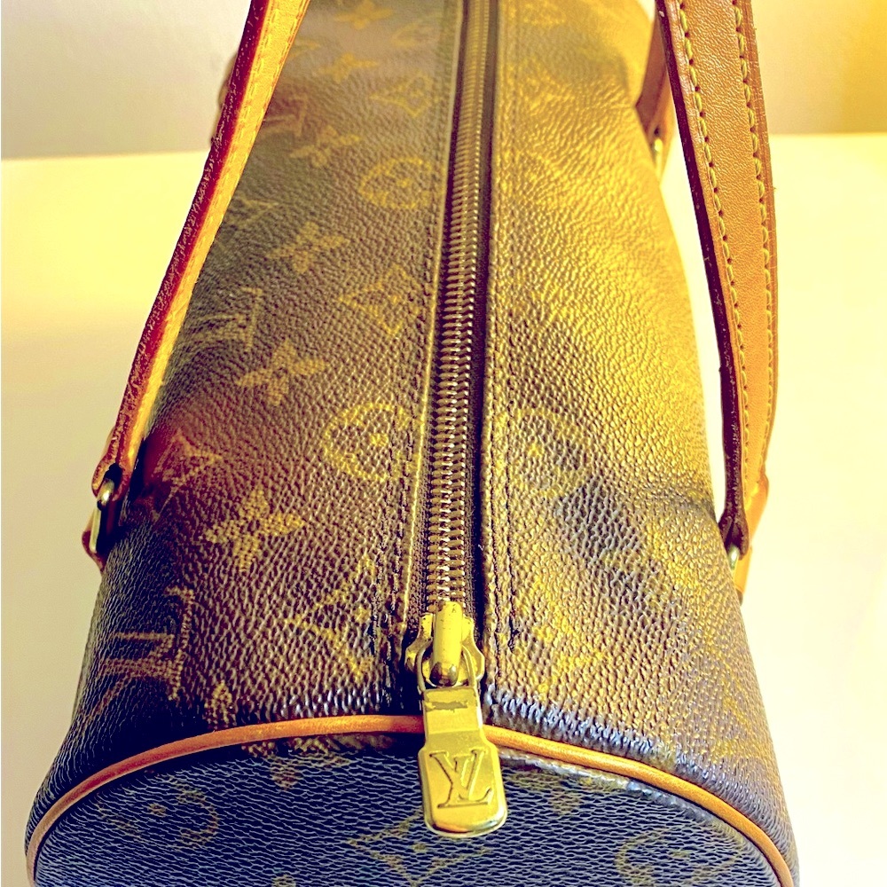 LOUIS VUITTON Monogram Papillon 30                      💯 Authentic - Picture 4 of 6